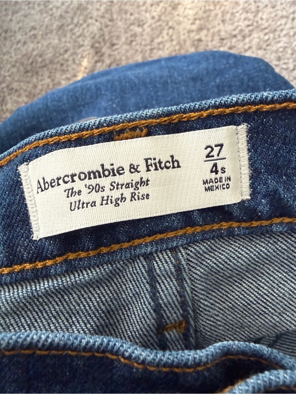 Abercrombie and Fitch The 90’s straight ultra High-Rise size 27/4 - Picture 4 of 6